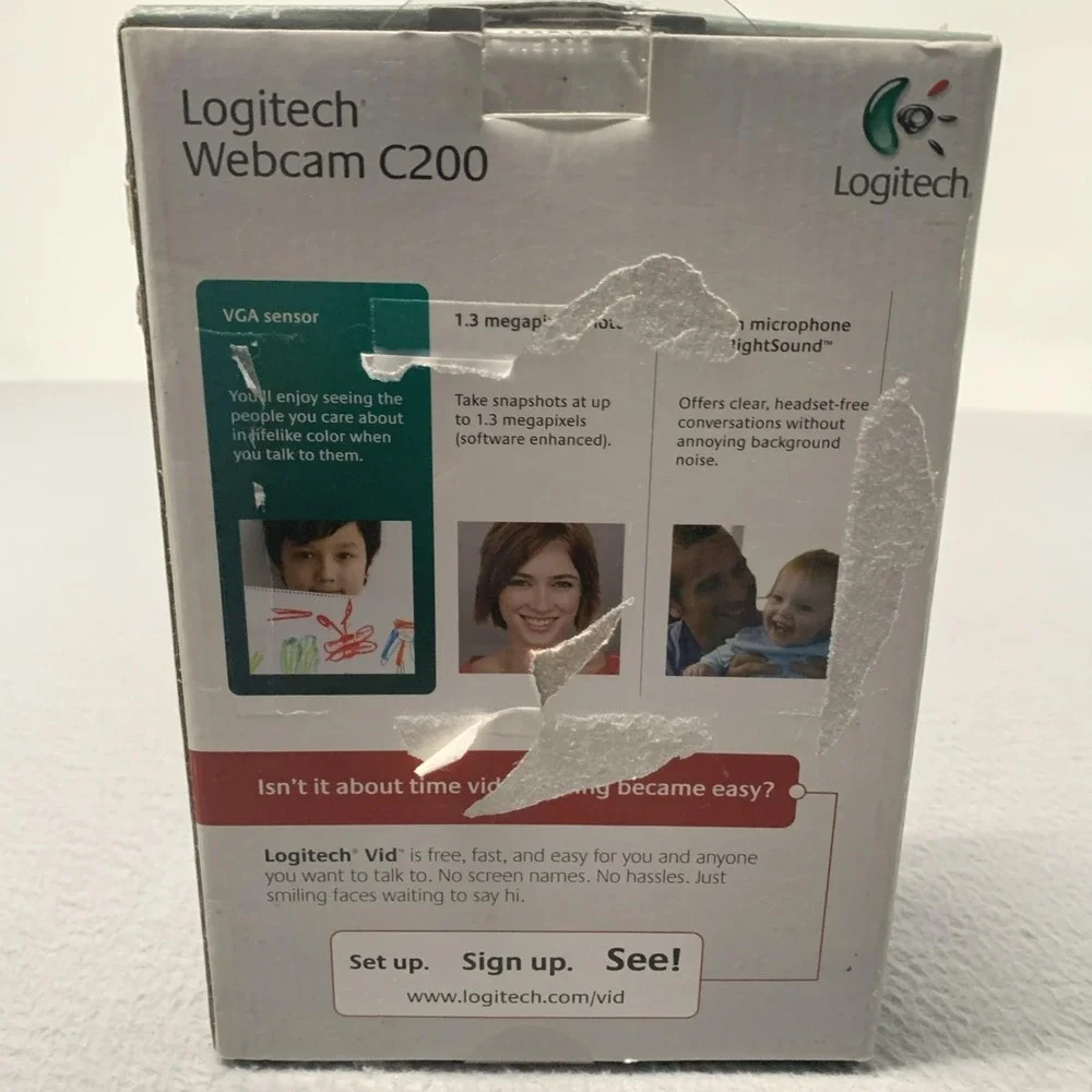 Logitech Webcam C200 USB V-U0011 Grey Black Built In Microphone Manual Focus NEW